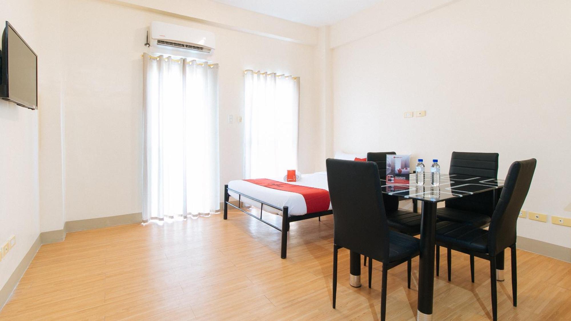 Reddoorz Plus At Alpina Heights Paranaque Paranaque City Ngoại thất bức ảnh