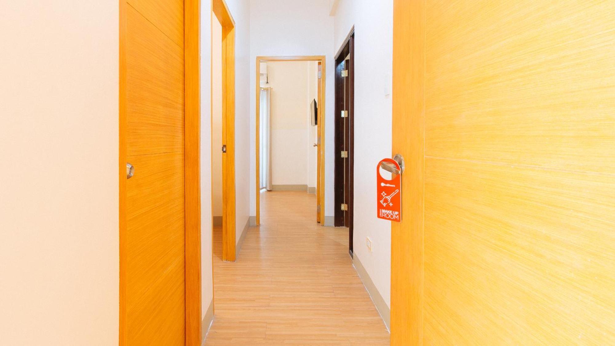 Reddoorz Plus At Alpina Heights Paranaque Paranaque City Ngoại thất bức ảnh