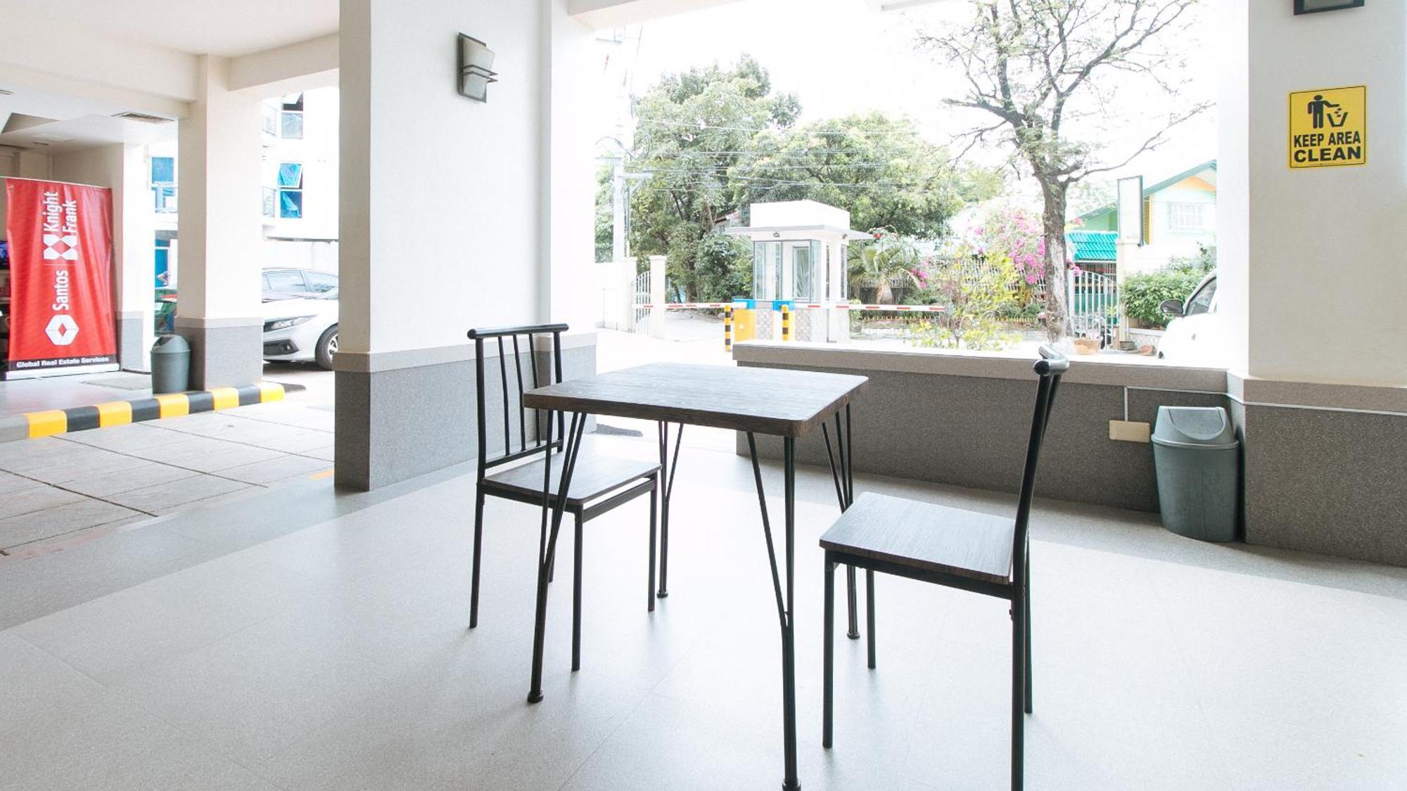 Reddoorz Plus At Alpina Heights Paranaque Paranaque City Ngoại thất bức ảnh
